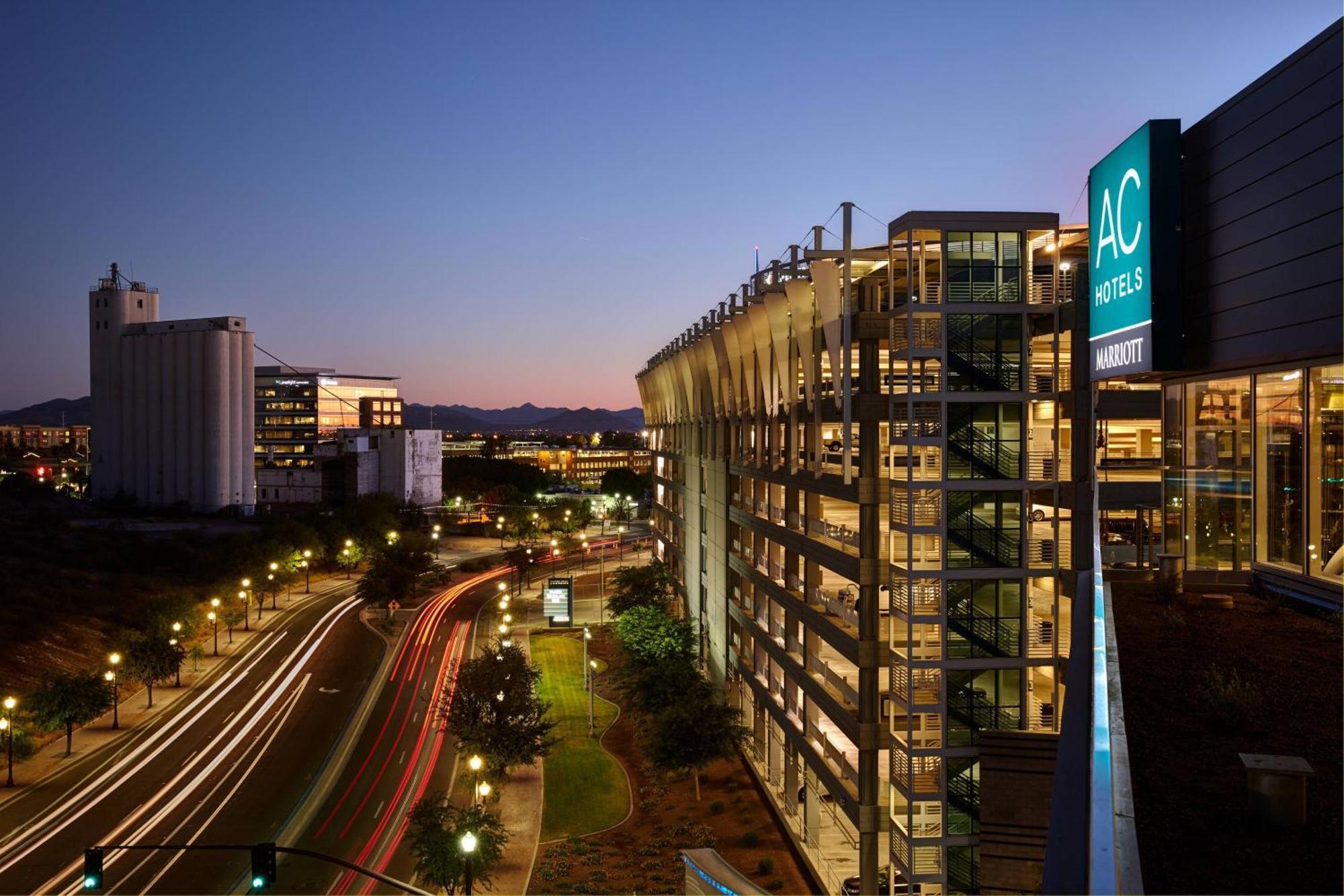 Ac Hotel By Marriott Phoenix Tempe/Downtown Buitenkant foto