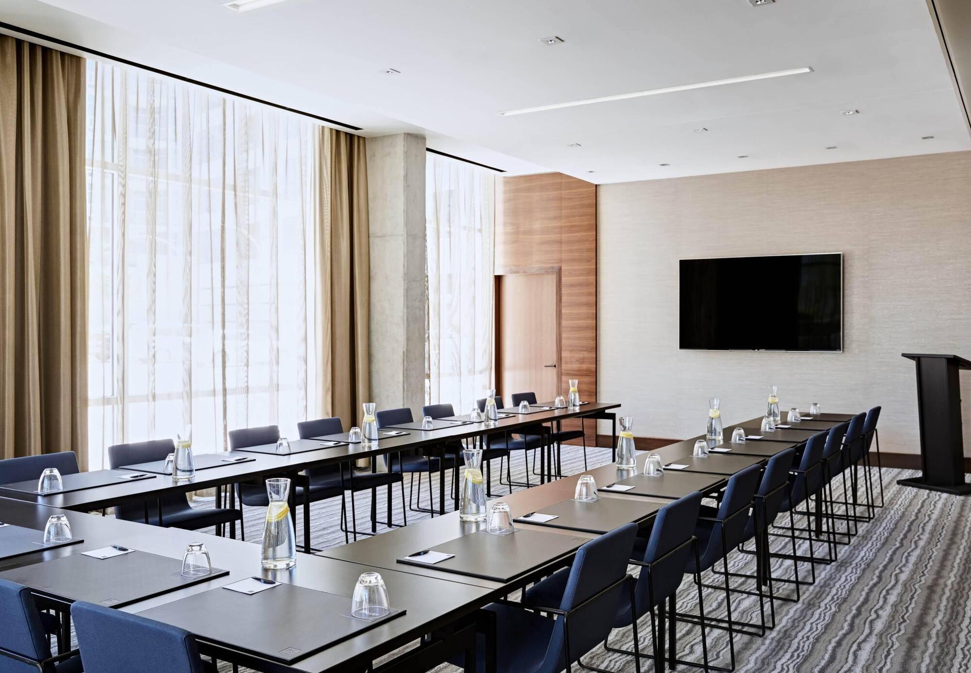 Ac Hotel By Marriott Phoenix Tempe/Downtown Buitenkant foto